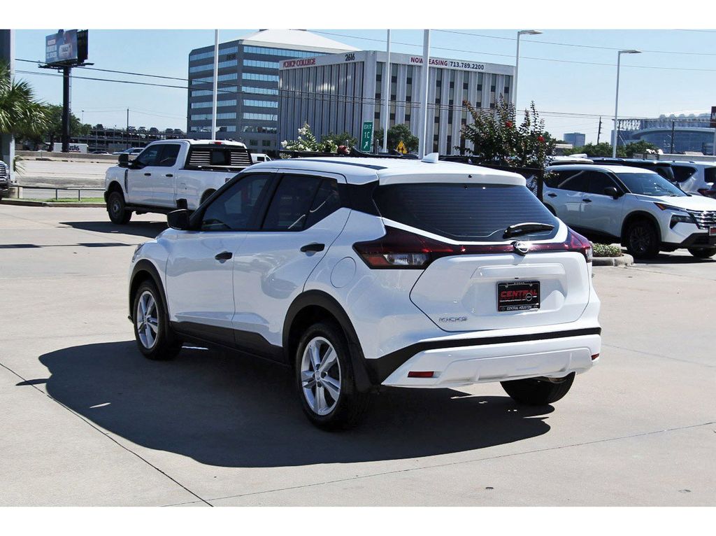 2025 Nissan Kicks Play S White at South Houston Nissan