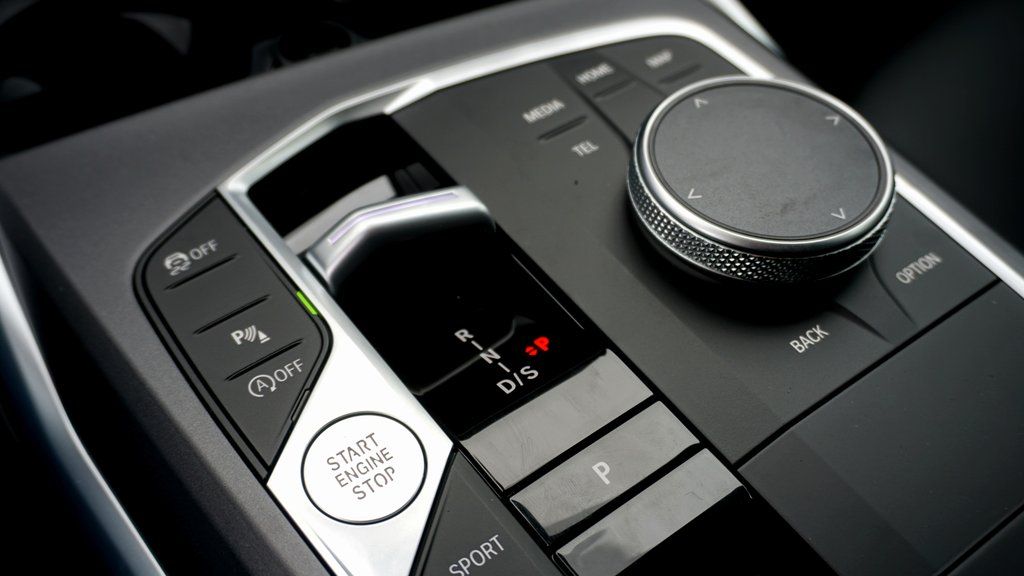 2025 BMW 2 Series 230i - Photo 15