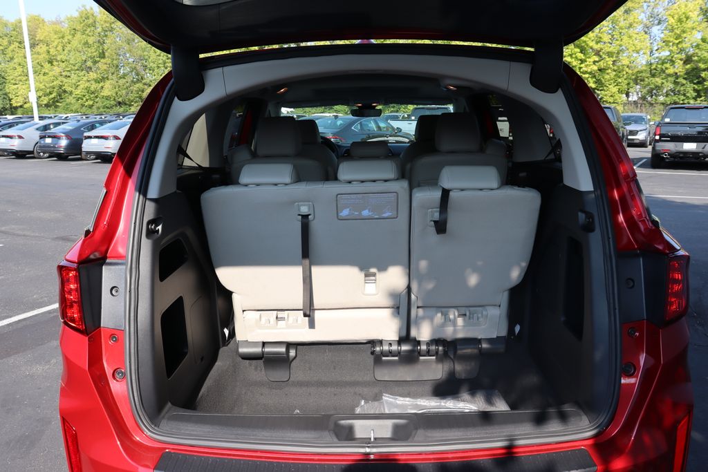 Thumbnail: 2026 Honda Odyssey - 12