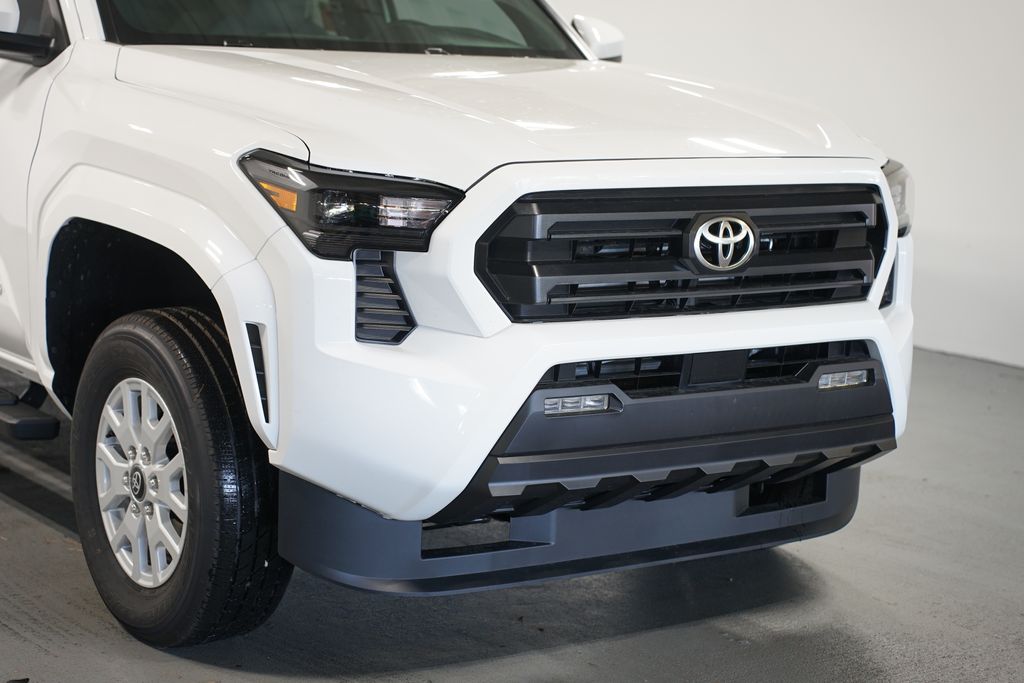 Thumbnail: 2025 Toyota Tacoma - 4