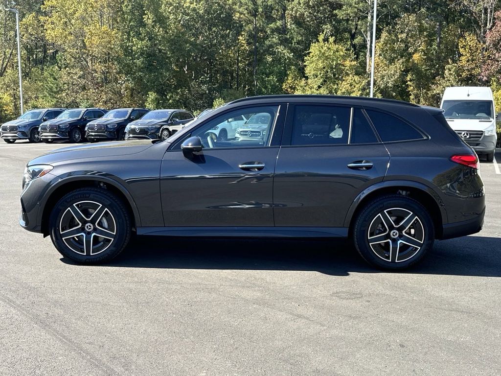 2025 Mercedes-Benz GLC GLC 300 5