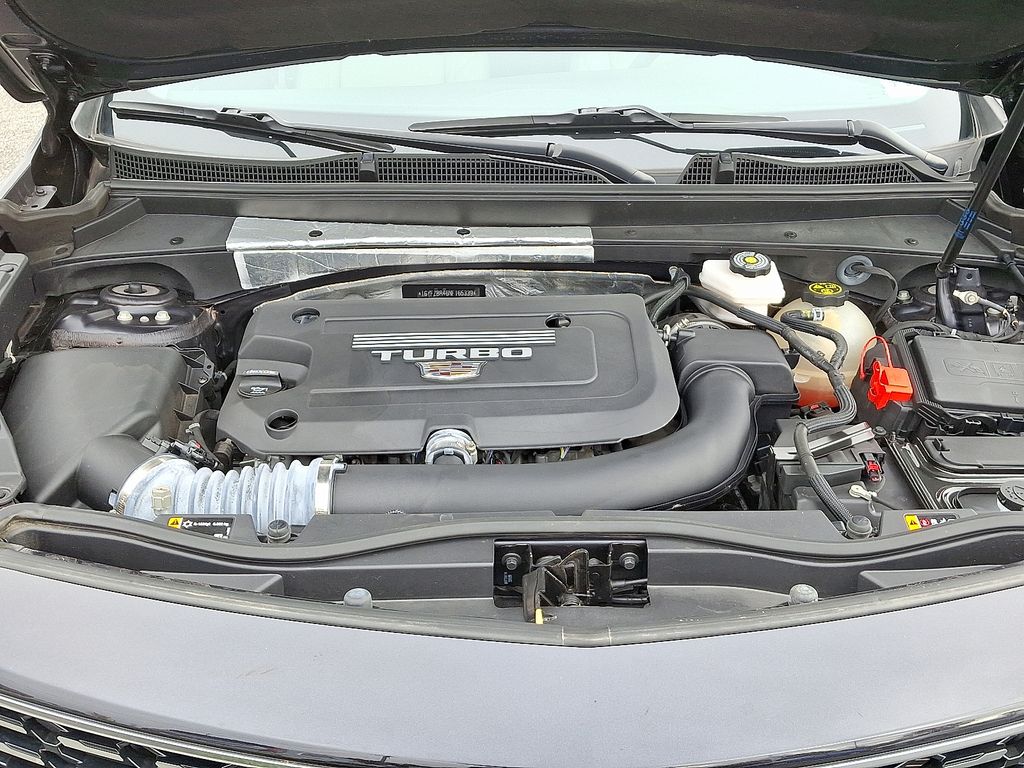 Thumbnail: 2022 Cadillac XT4 - 31