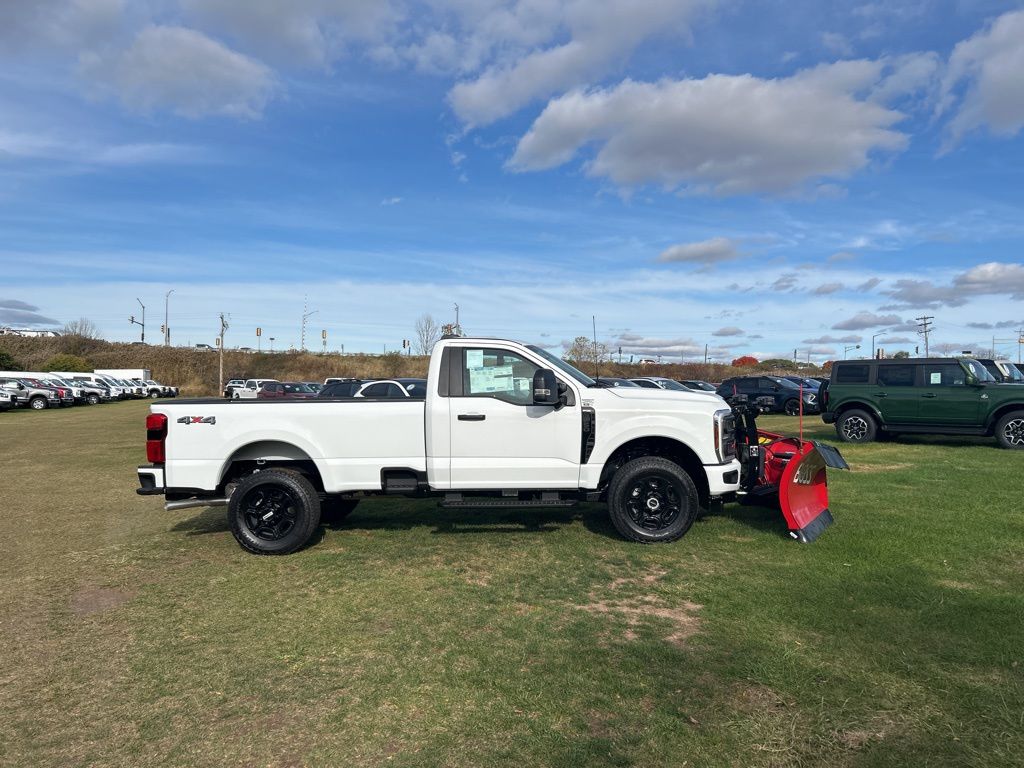 new 2025 Ford F-250SD car, priced at $64,112