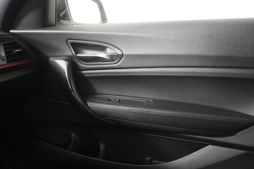 Thumbnail: 2014 BMW 2 Series - 23