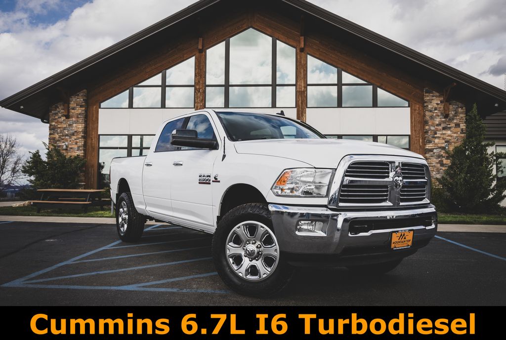Bright White Clearcoat 2015 RAM 2500 Big Horn Crew Cab 4WD Pickup Truck Four-Wheel Drive 6-Speed Automatic