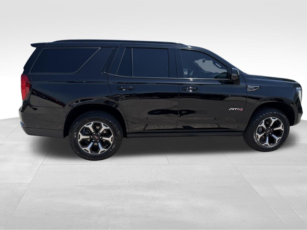 Used 2025 GMC Yukon SUV
