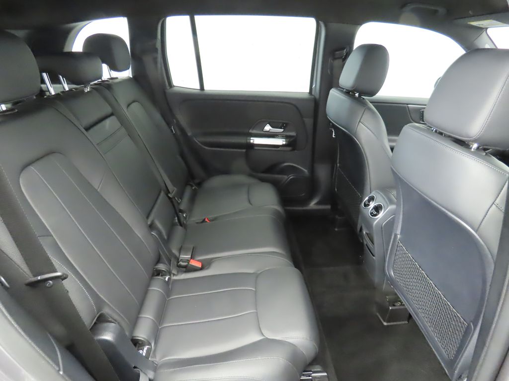 Thumbnail: 2022 Mercedes-Benz GLB - 20