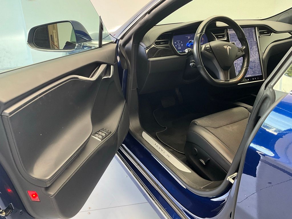 2018 Tesla Model S 75D 18