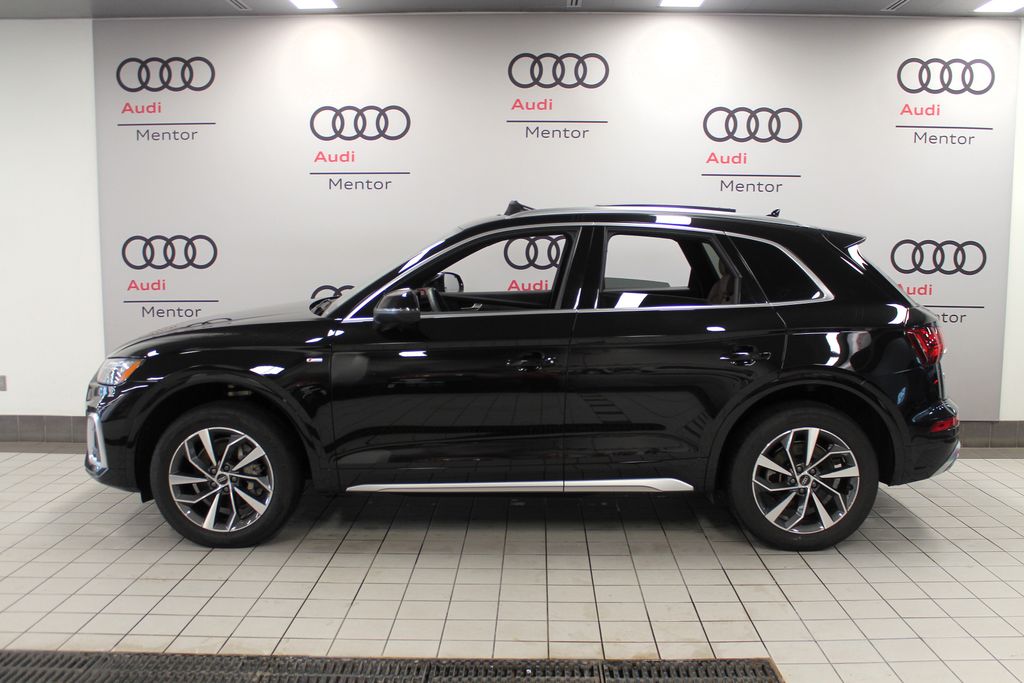 Thumbnail: 2024 Audi Q5 - 3