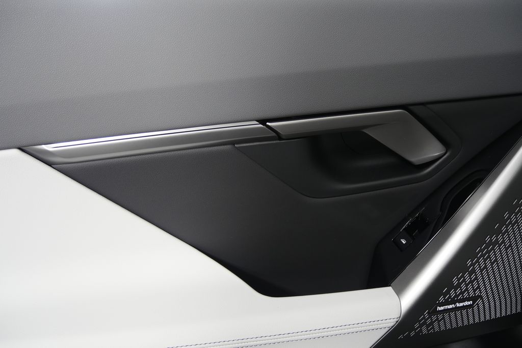 2026 BMW 5 Series 530i 13
