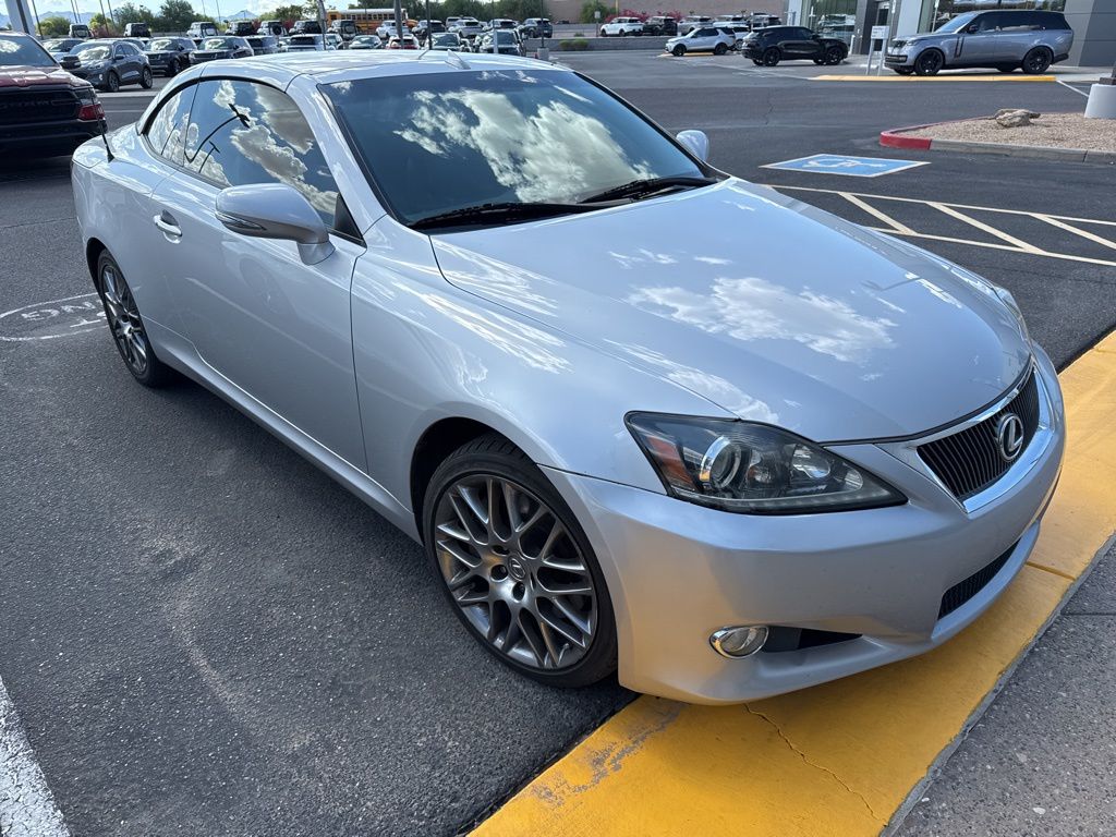 Thumbnail: 2010 Lexus IS - 3
