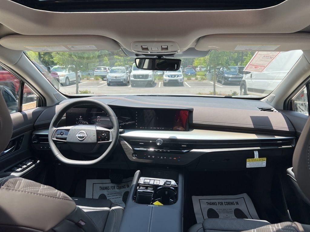 2025 Everest White Pearl Tricoat Nissan Murano Platinum AWD SUV
