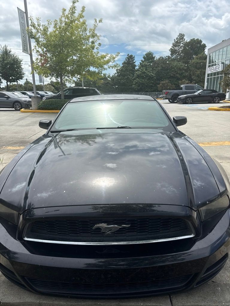 Black 2014 Ford Mustang Coupe Rear-Wheel Drive 6-Speed Automatic