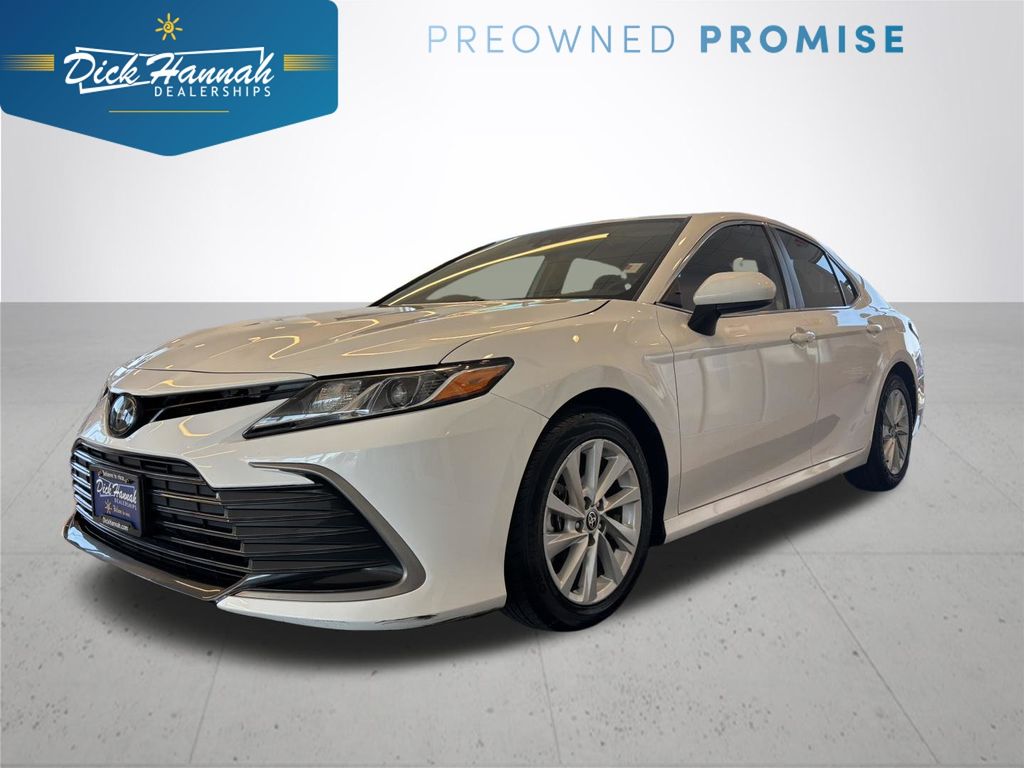 2024 Toyota Camry LE