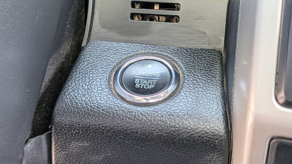 Used 2019 Ford F-150 Lariat 4D SuperCrew