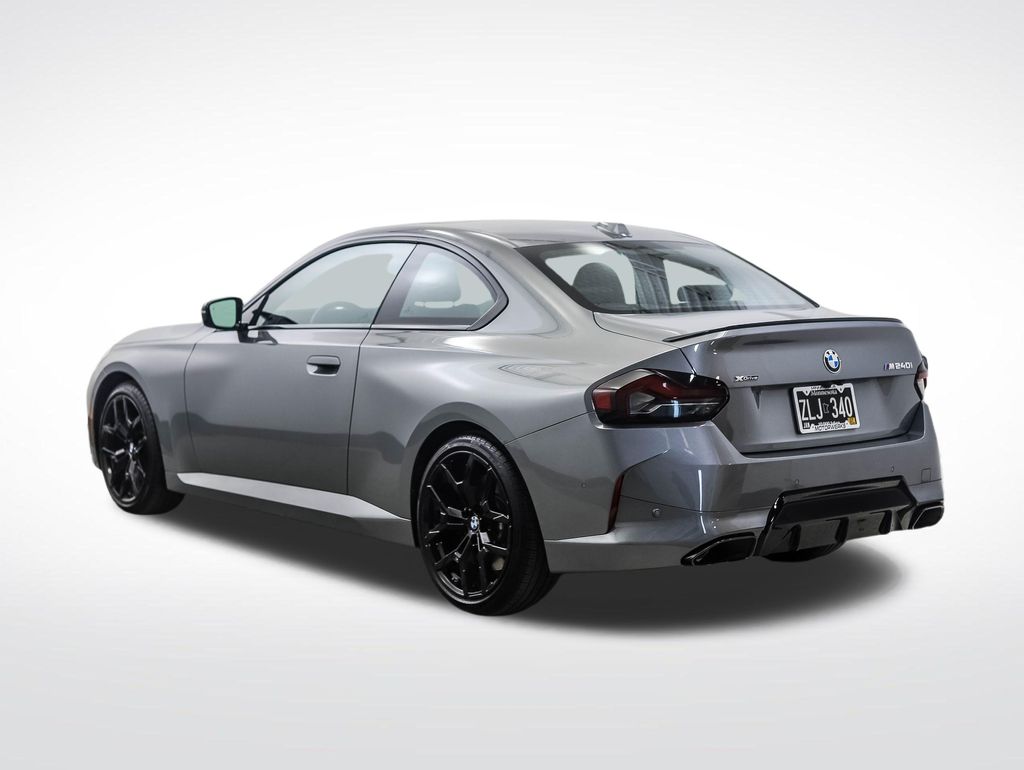 Thumbnail: 2025 BMW 2 Series - 3