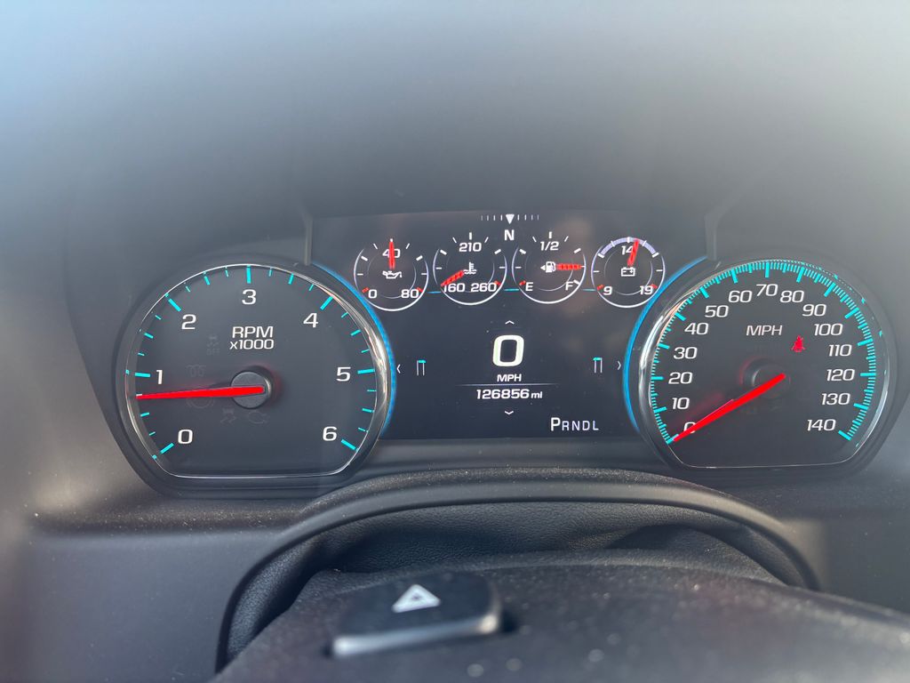 View vehicle photo 5