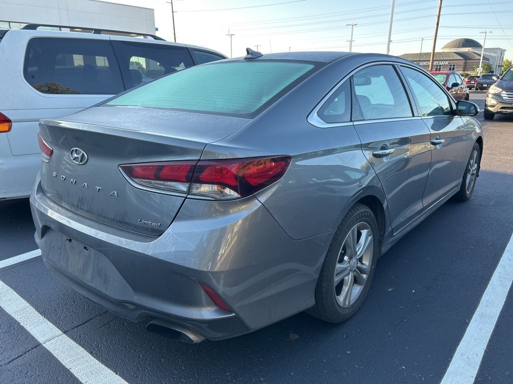 Thumbnail: 2018 Hyundai Sonata - 3