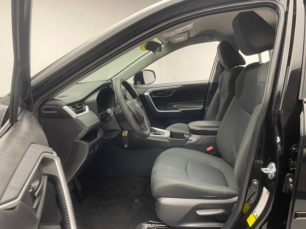 Thumbnail: 2023 Toyota RAV4 - 12