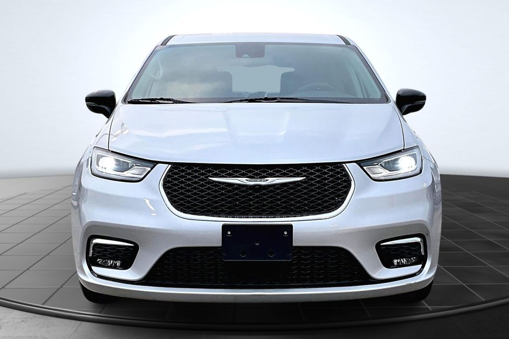 2024 Chrysler Pacifica Touring L Silver at Gullo Toyota