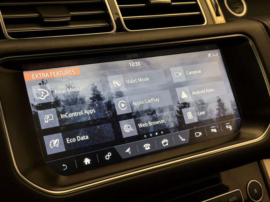 Thumbnail: 2017 Land Rover Range Rover - 30