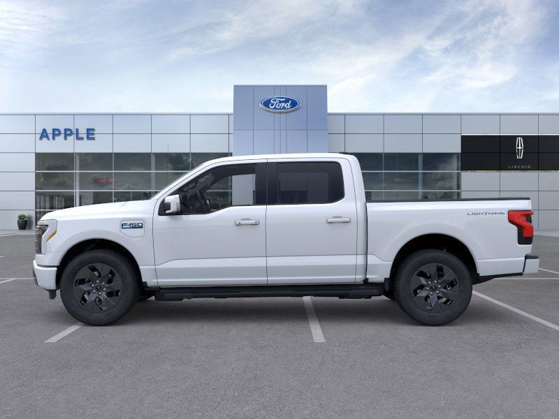 2025 Ford F-150 Lightning LARIAT