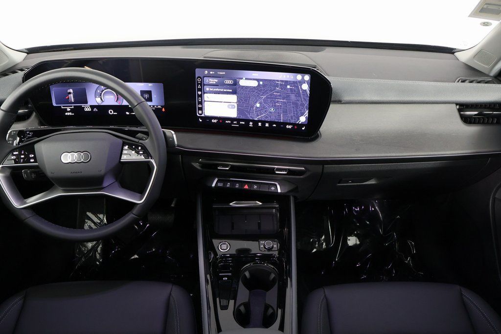 Thumbnail: 2026 Audi Q3 - 4