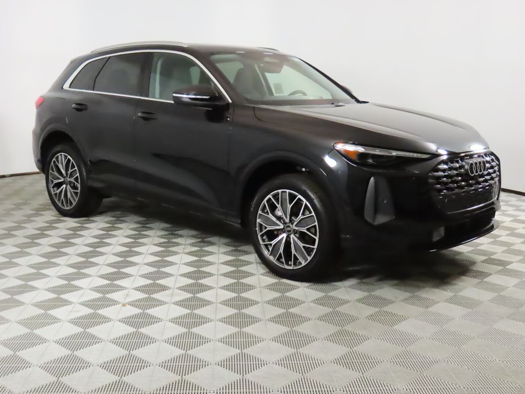 Thumbnail: 2025 Audi Q5 - 7