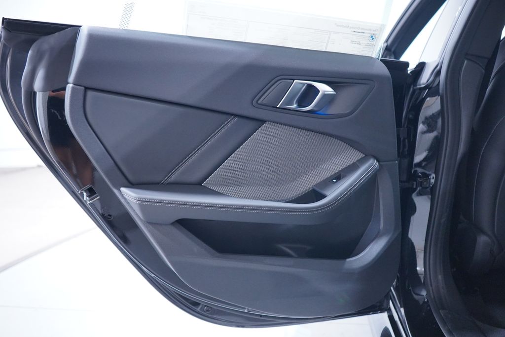 Thumbnail: 2026 BMW 2 Series - 15