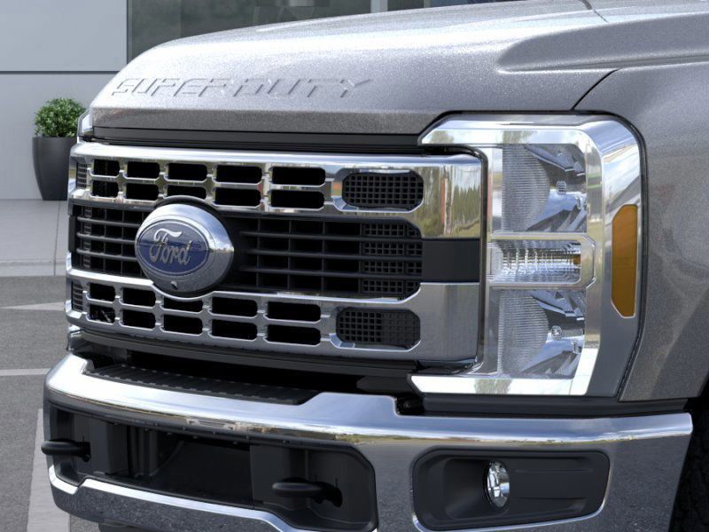 2025 Ford F-350 Super Duty XLT