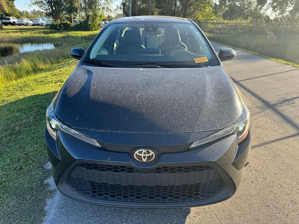 2022 Toyota Corolla LE 8