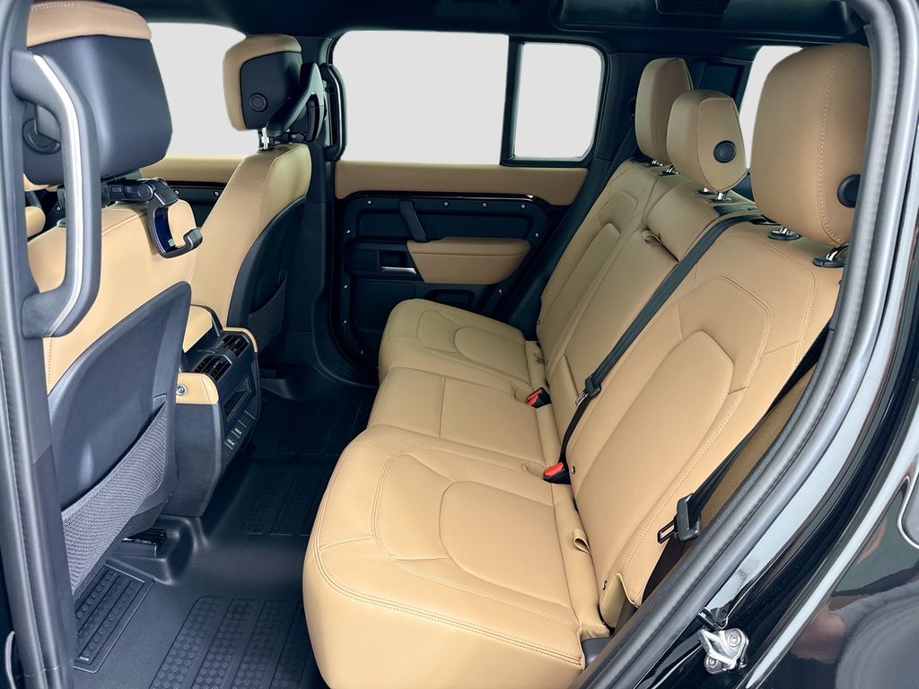 Thumbnail: 2026 Land Rover Defender - 20
