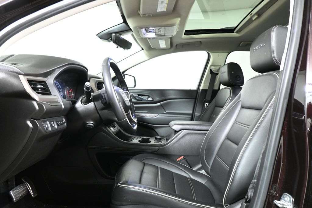 2021 GMC Acadia Denali 3
