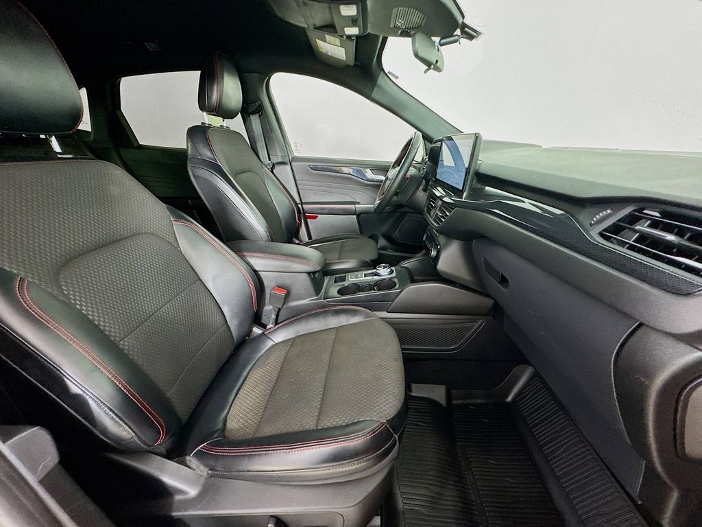 Used Car 2023 Ford Escape Hybrid  St-line Select For Sale Under $25,000 In Austin, Texas