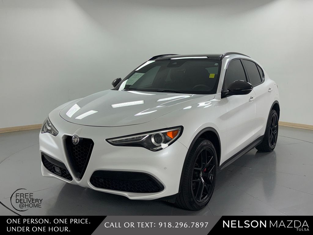 2019 Alfa Romeo Stelvio Ti Sport