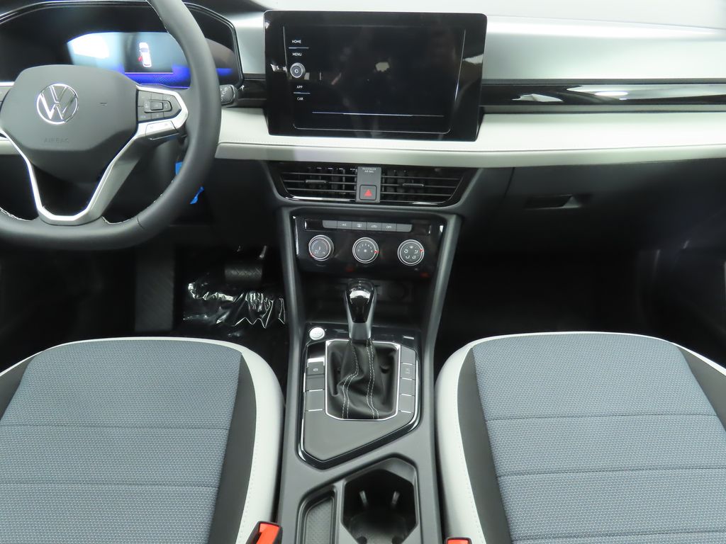 Thumbnail: 2025 Volkswagen Taos - 13