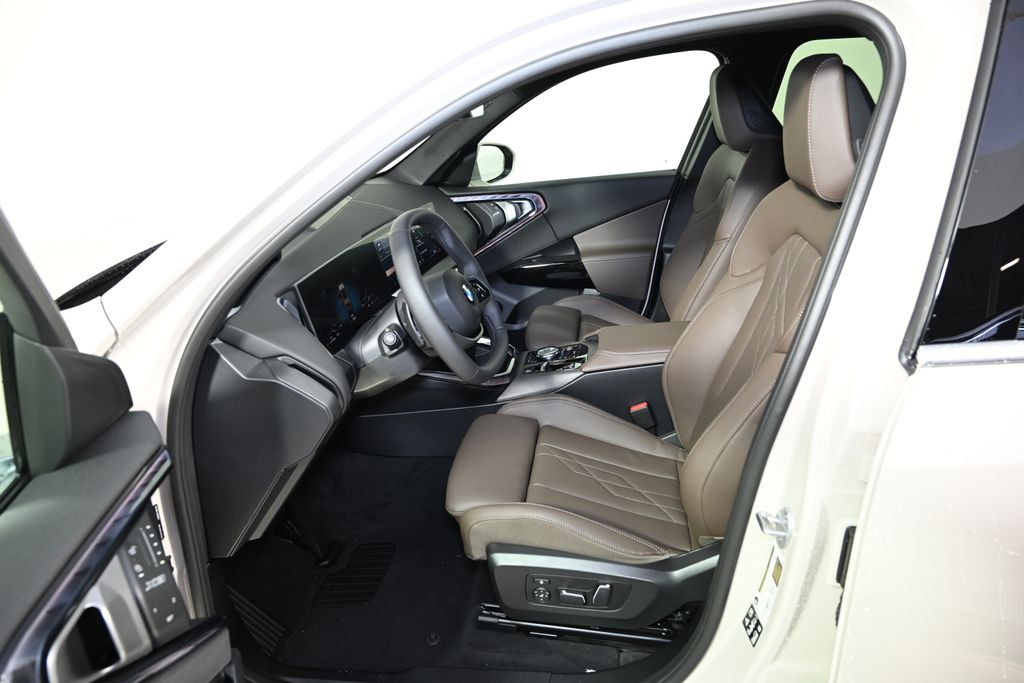 Thumbnail: 2026 BMW X3 - 14