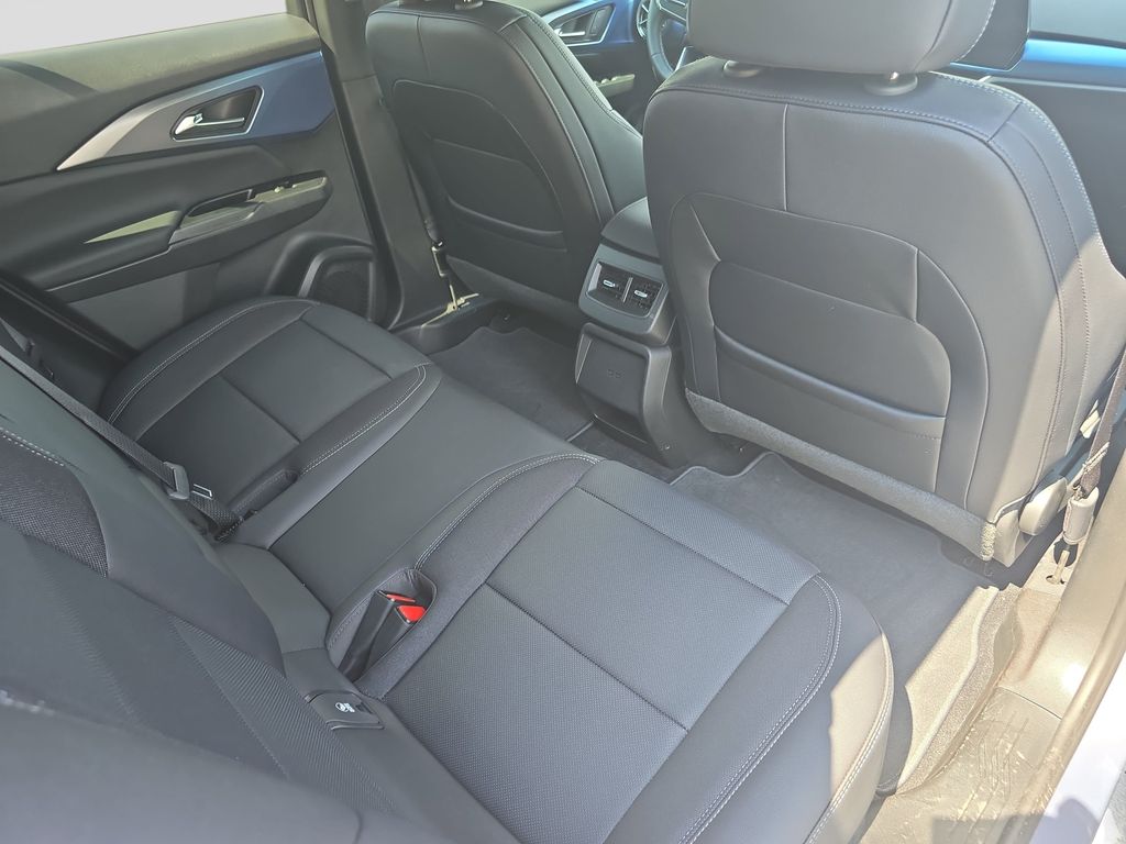 Used 2025 Chevrolet Equinox EV SUV