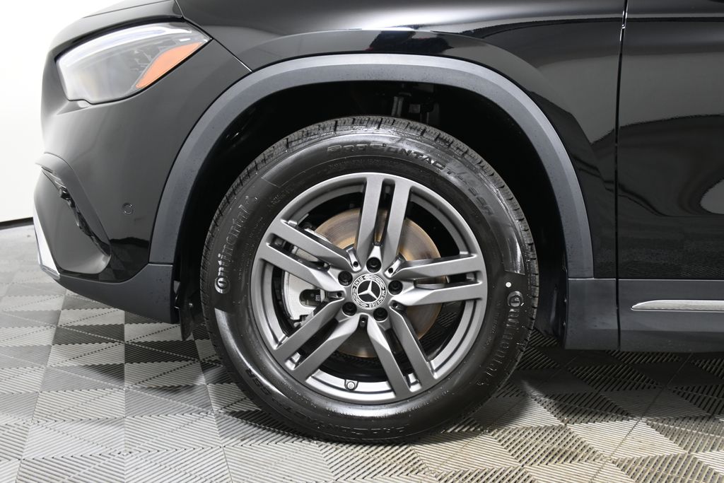 Thumbnail: 2025 Mercedes-Benz GLA - 11