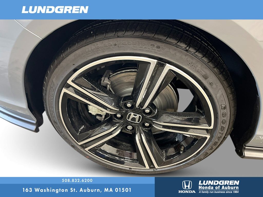 New 2026 Honda Accord Hybrid Sedan