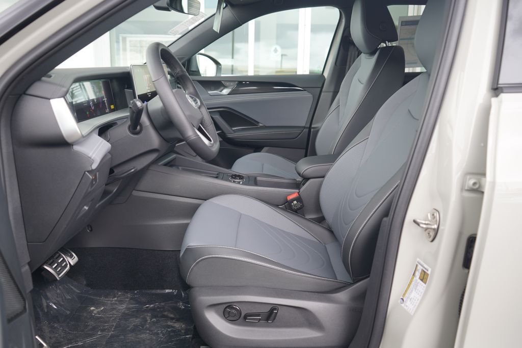 Thumbnail: 2026 Volkswagen Tiguan - 6