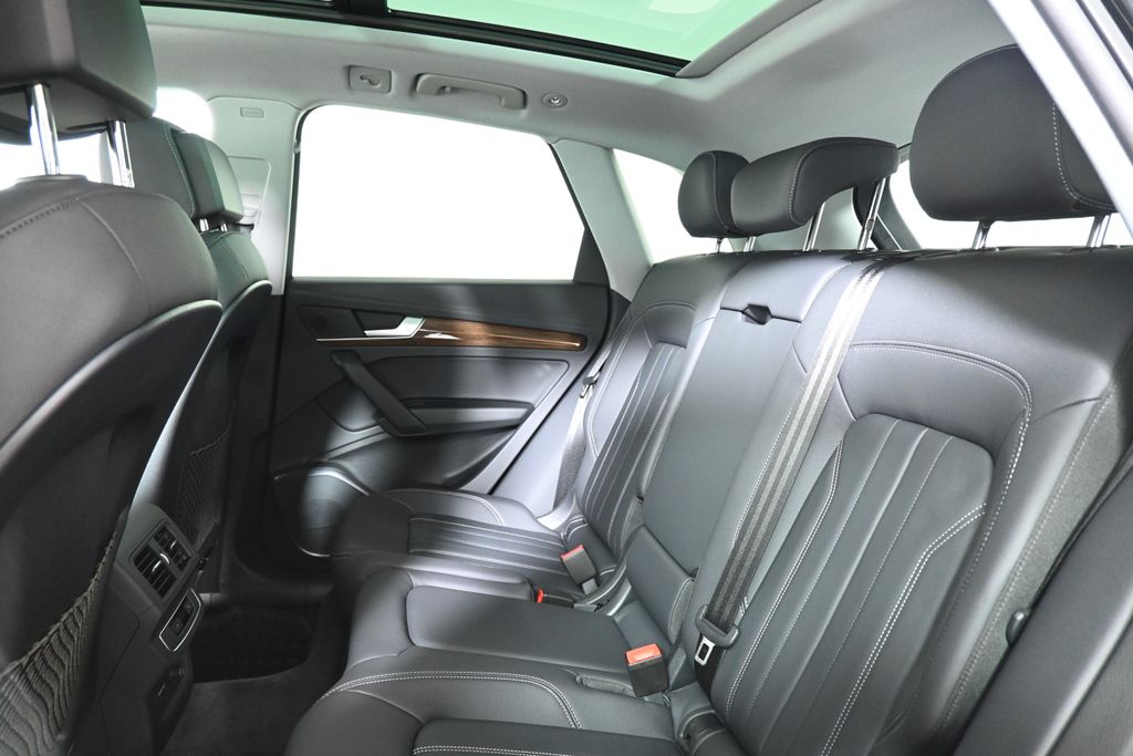 2024 Audi Q5 Premium 25