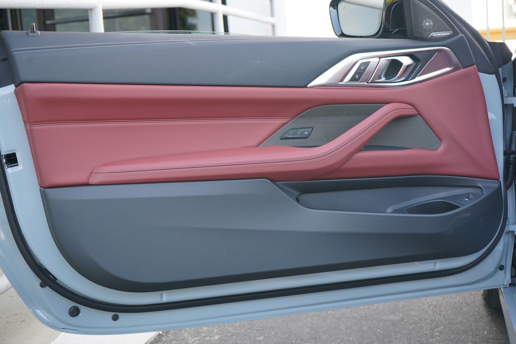 Thumbnail: 2026 BMW 4 Series - 10