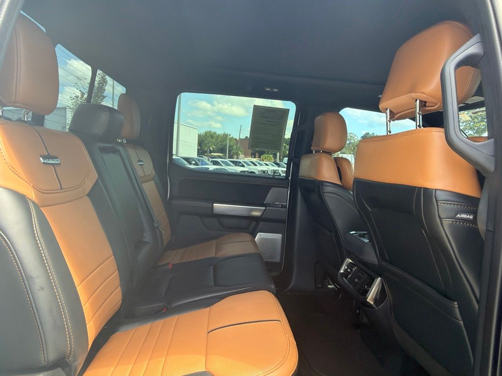2024 Ford F-350 Super Duty Platinum