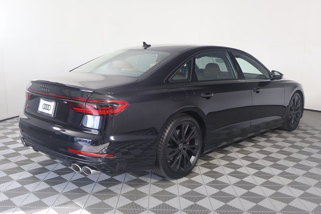 2025 Audi S8 4.0T 2