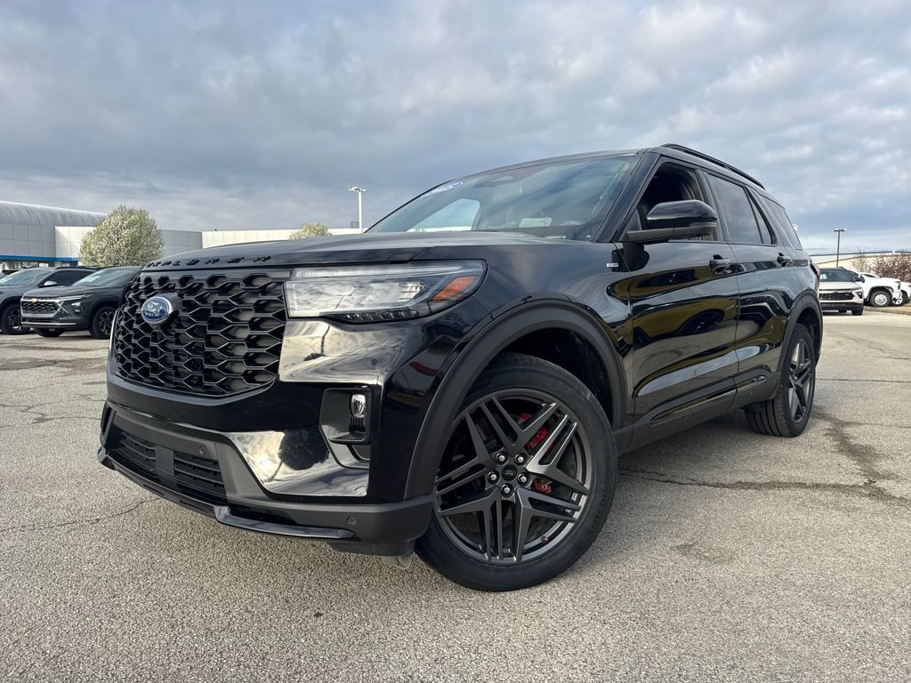 2025 Ford Explorer ST-Line AWD