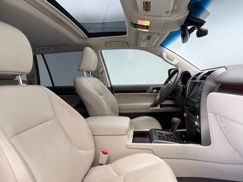 2016 Lexus GX 460 Luxury 7