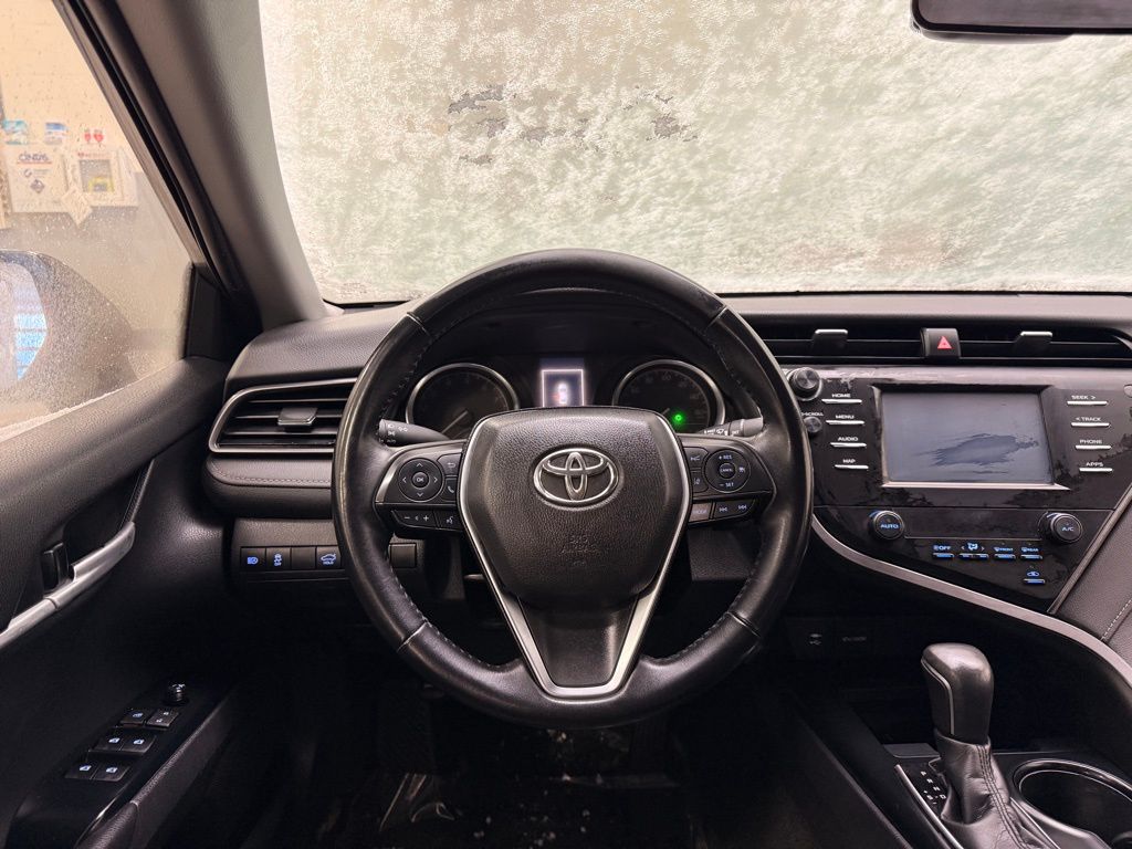 Thumbnail: 2019 Toyota Camry - 19