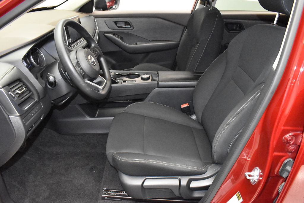 Thumbnail: 2023 Nissan Rogue - 12