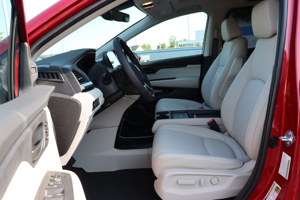 Thumbnail: 2026 Honda Odyssey - 29